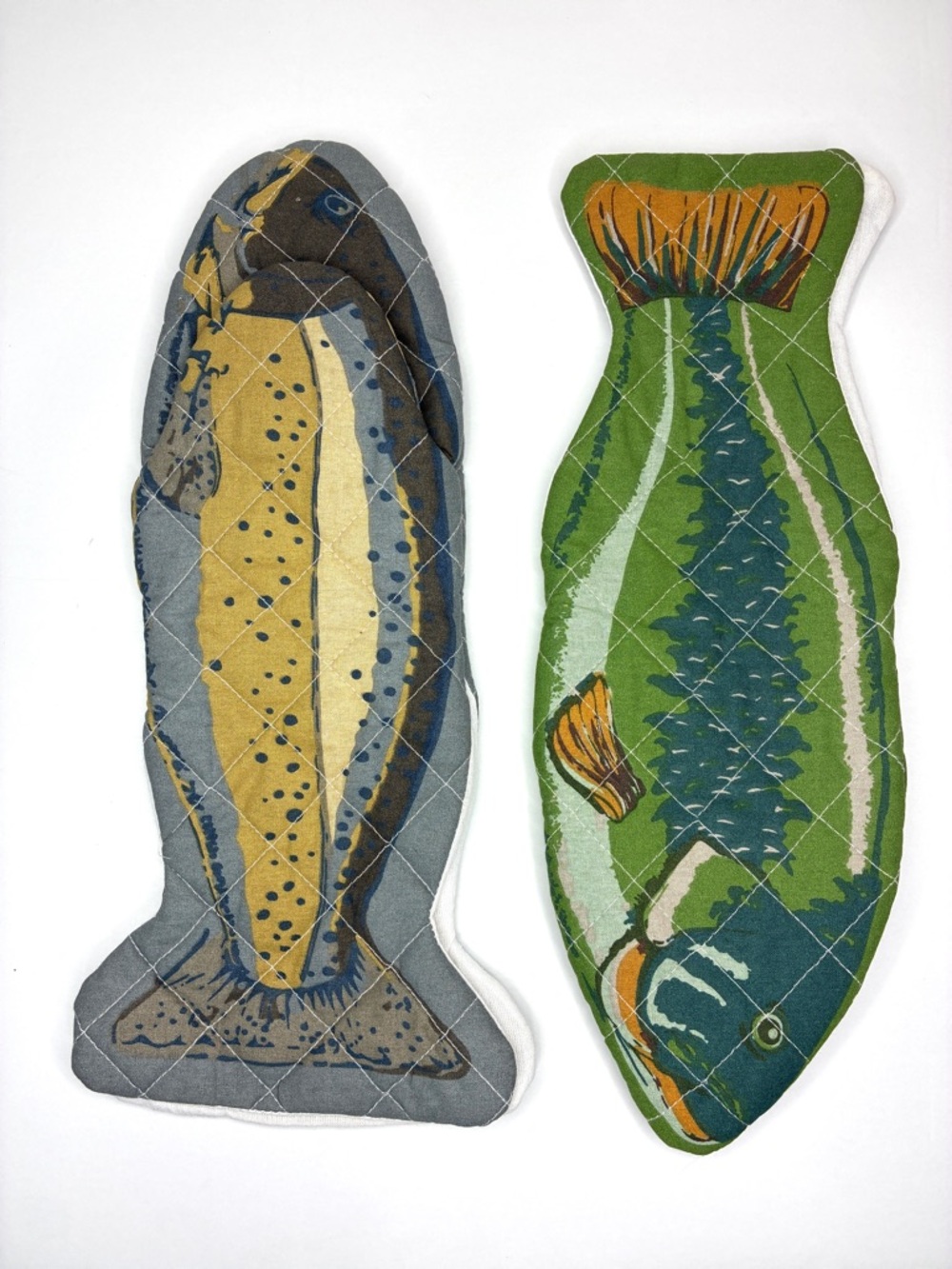 2 Design Imports Fun Novelty Fish Oven Mitts